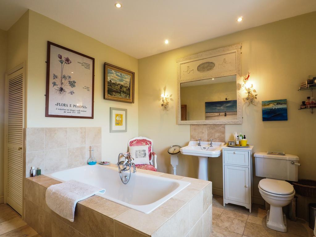 Bed & Breakfast The Clock Tower 3*